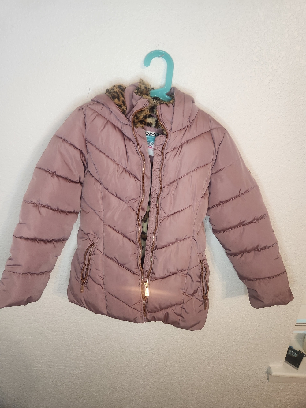 Girls Mauve Puffer Jacket with Faux Fur Trim - Picture 8 of 16